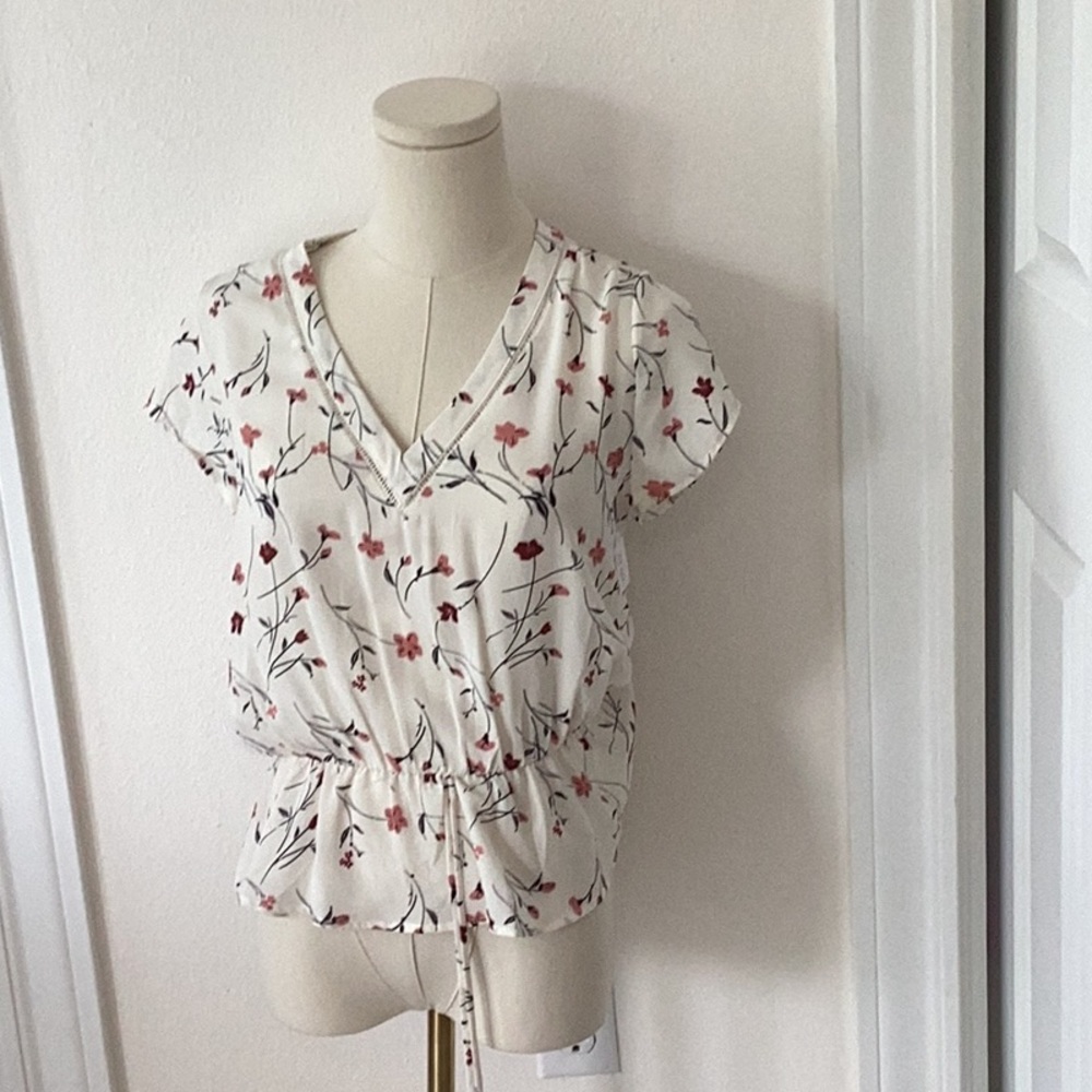 *BUNDLE ONLY* Sienna Sky Red and White Puff Sleeve Blouse Tie Front